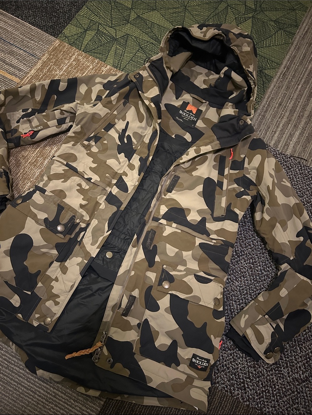 Holden Women’s Camo Ski Snowboard Jacket - Olive & Black